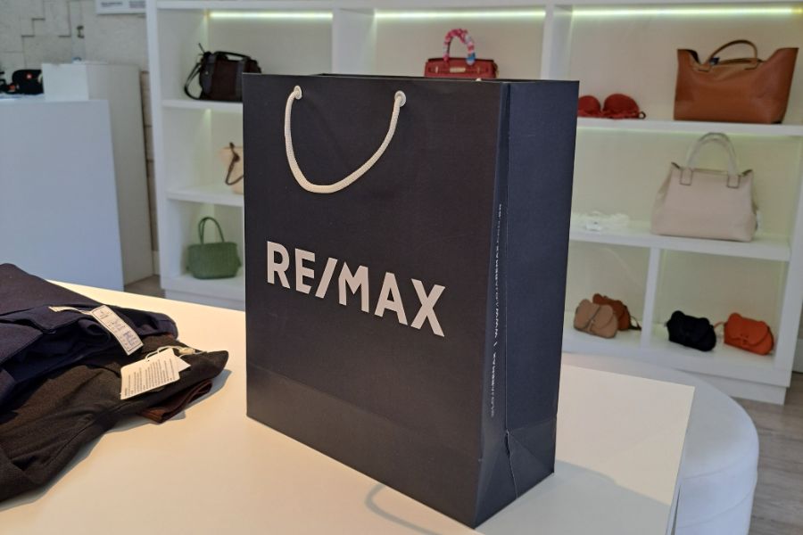 Tamanho M Medida Altura 29 Largura 25 Comprimento 10